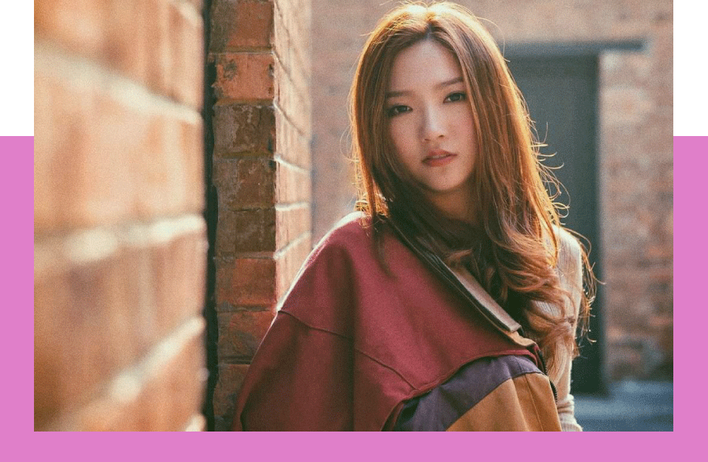 English-Chinese-Female-Pop-Jazz-Singer.g