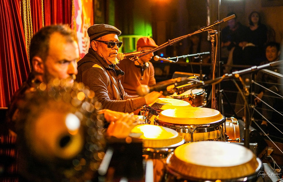 Román Díaz & La Rumba de los Lunes       