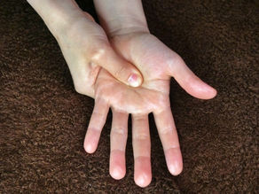 慢性腰痛を改善!整体・接骨のプロが厳選!効果絶大な腰痛ツボ解説