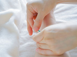 五十肩の原因は日常生活に潜む!鍼灸治療で早期改善を目指そう