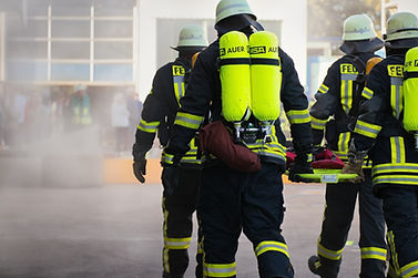 fire-fighting-4495488.jpg