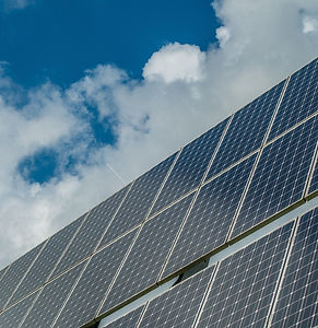 photovoltaic-system-2742308_1280.jpg