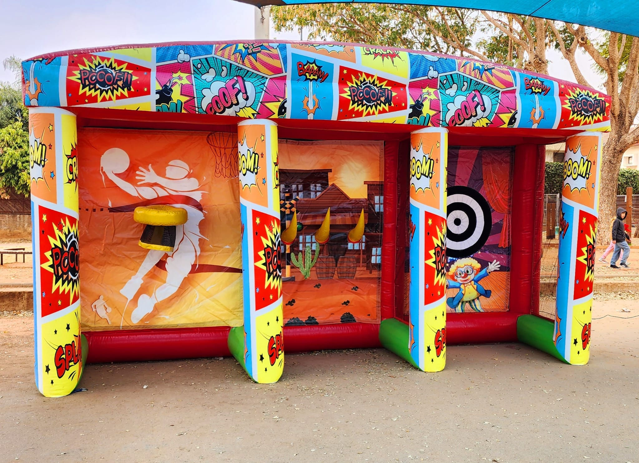 קומיקס שלישיית משחקים