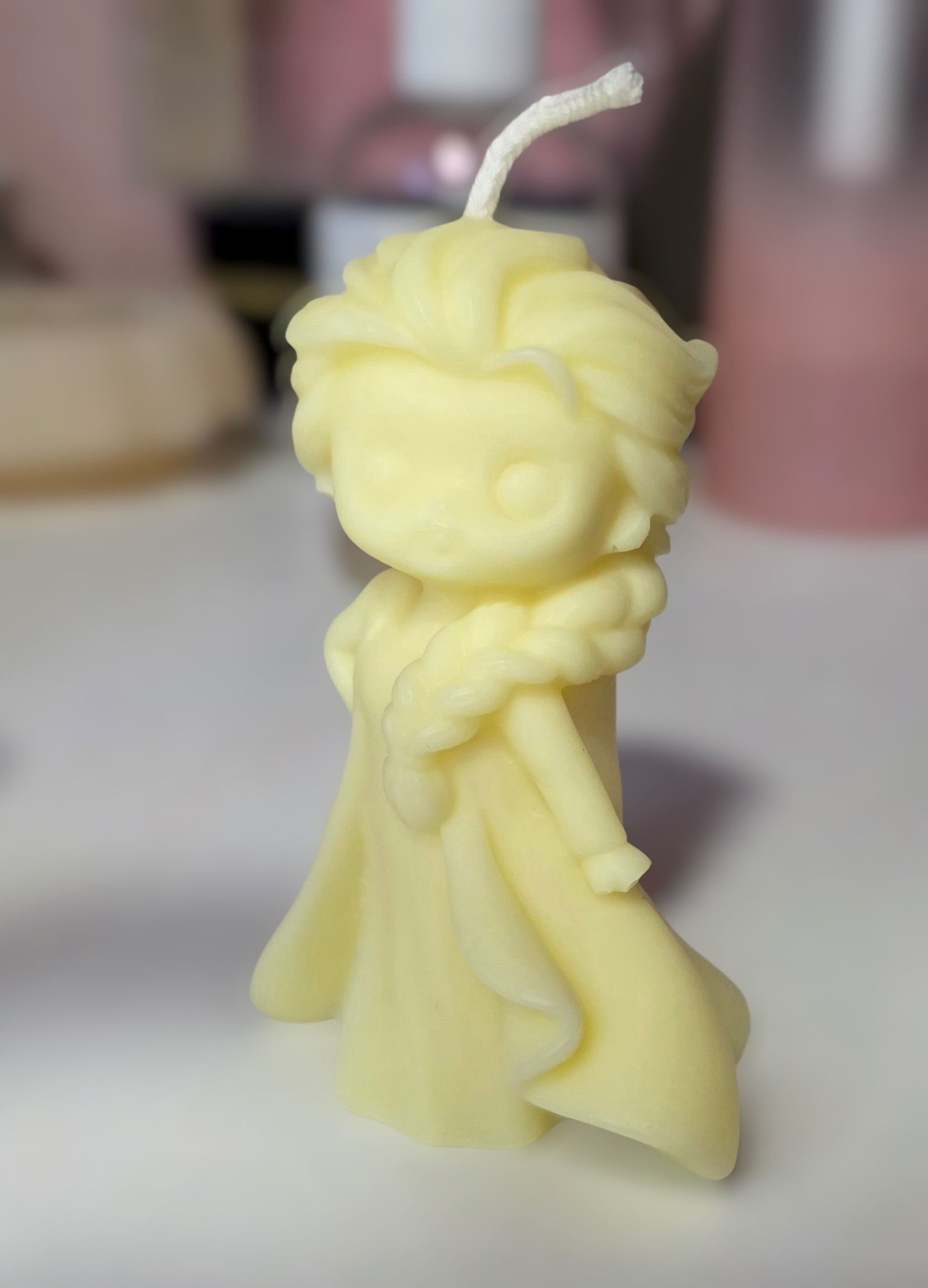 Yellow Elsa