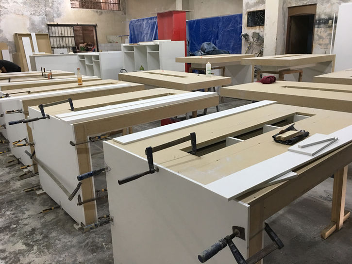 Fabricación de muebles para tiendas