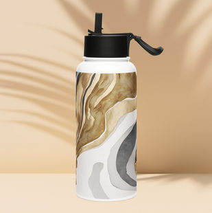 Person holding Eclipse Veins Marble sports bottle during workout.