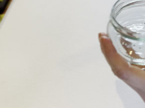 Aquarelle de Noel. Les boules 