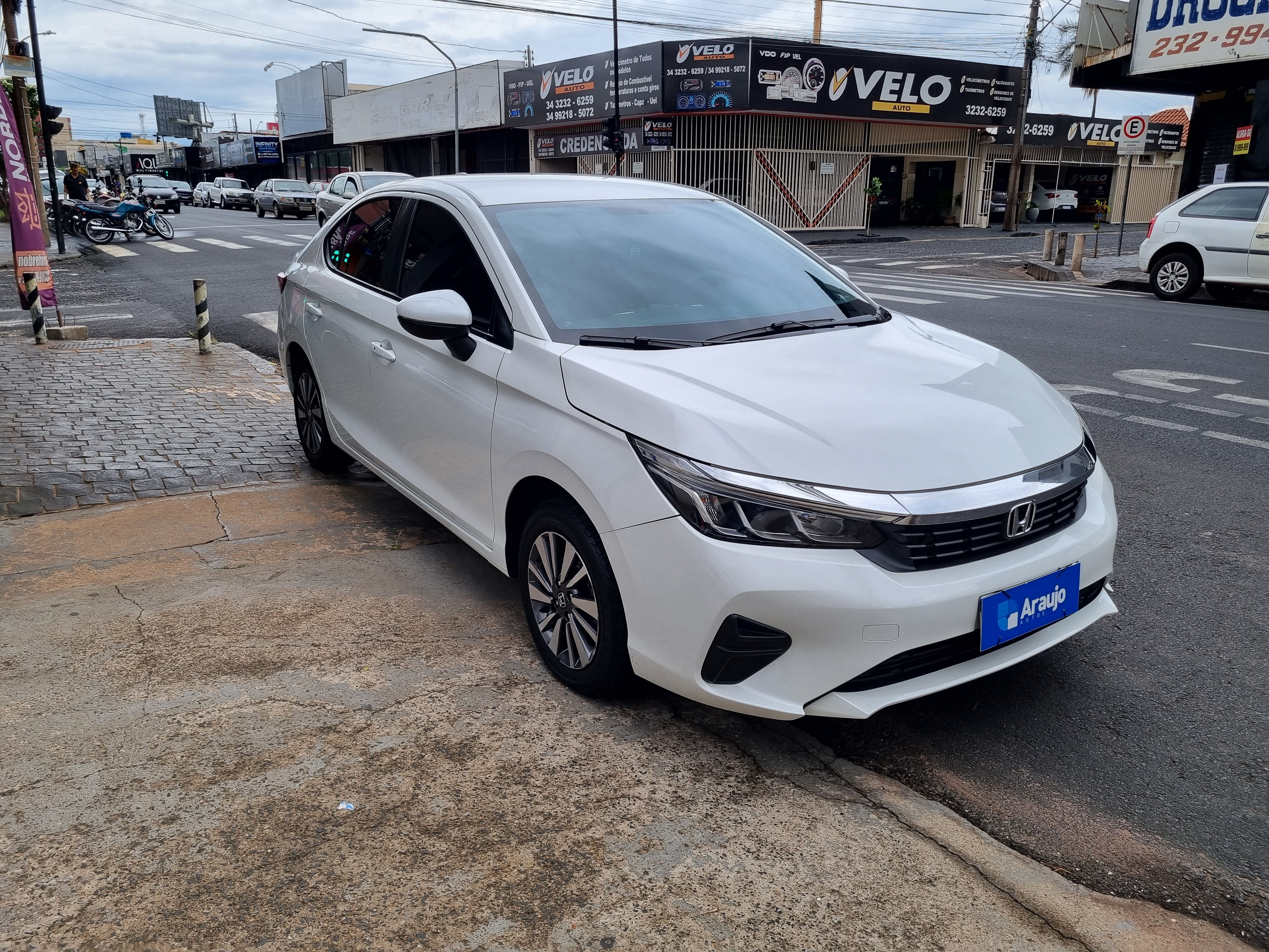 Honda City 1.5 LX Automático 2.025