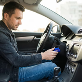 Bluetooth OBD2 Scanner