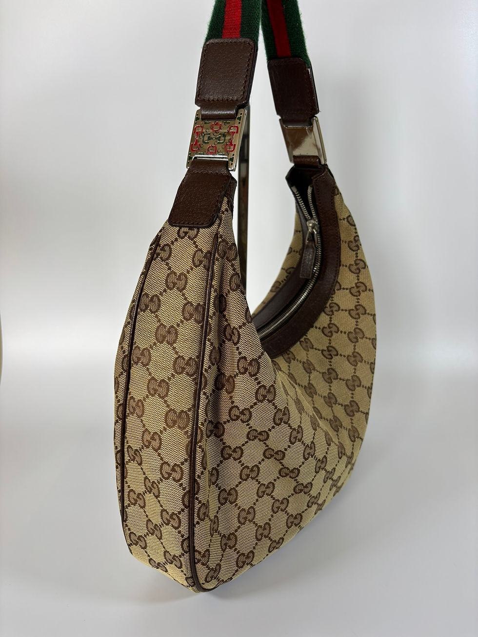 Thumbnail: Gucci Cherry Shoulder Bag