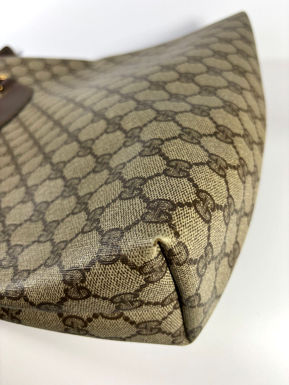 Thumbnail: Gucci Supreme Tote Bag