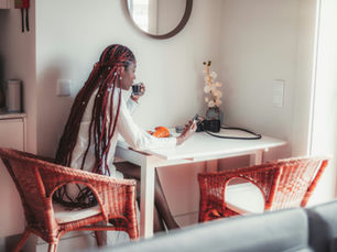 Copywriting vs content writing: which should you bet on in this AI era?