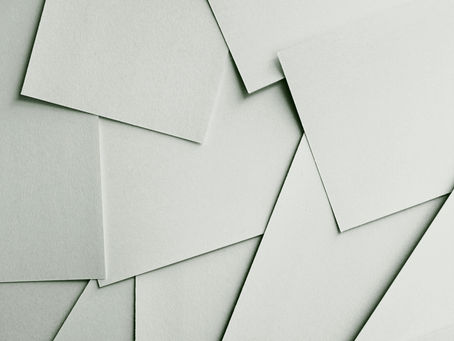 How to Choose the Perfect Cardstock for Your DIY Wedding Invitations: A Guide to Cardstock Types and Finishes