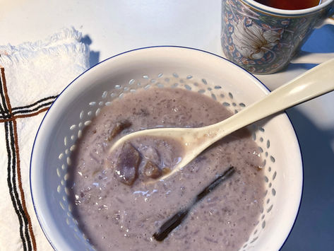 Gruau de riz à la patate douce violette et lait de soja