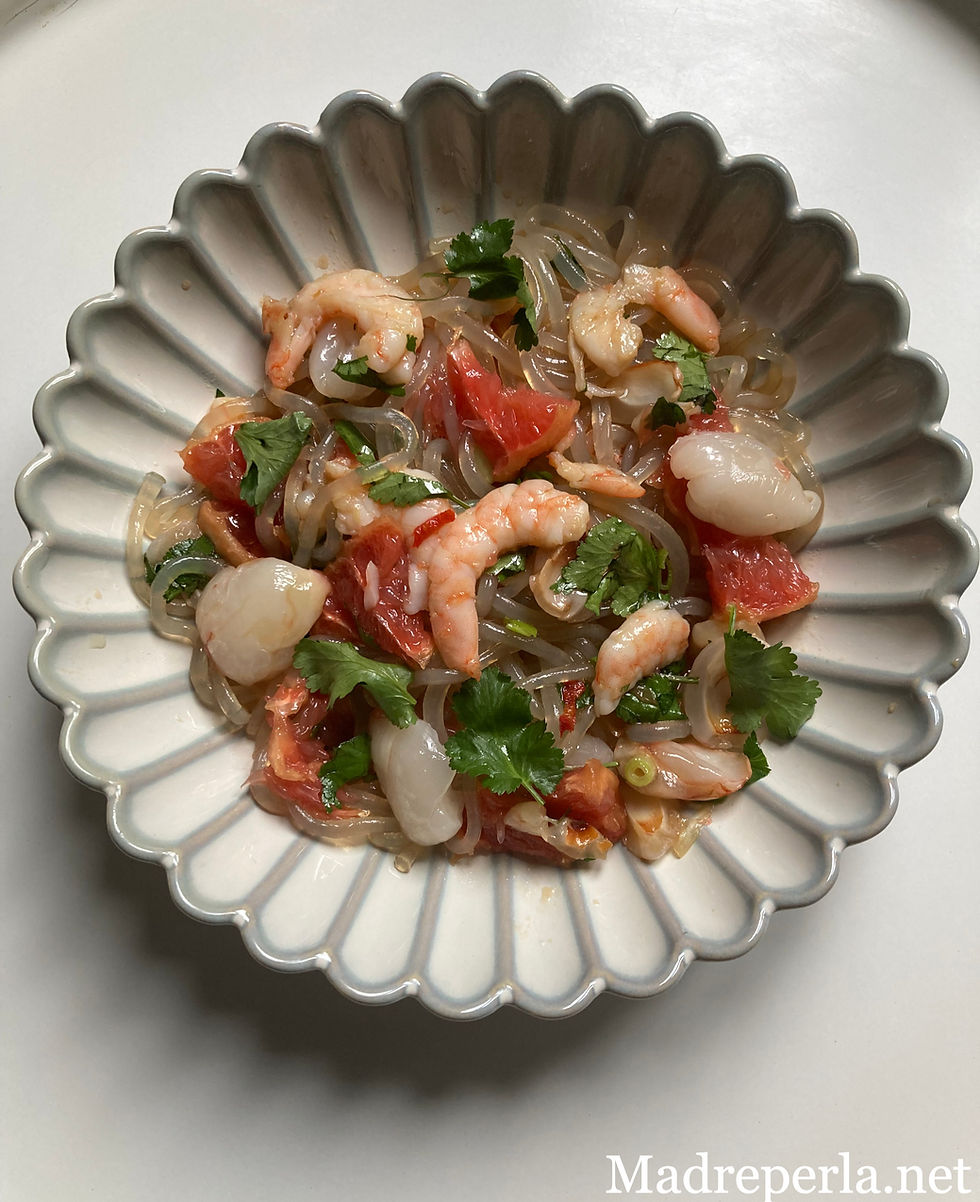 Salade thaï aux litchis, pamplemousse et crevettes