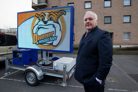 led scherm campagne lijst Dedecker