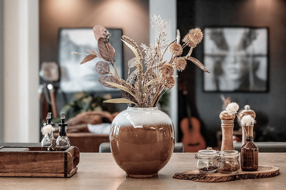 voll ausgestattete Küche, Blick ins Wohnzimmer
