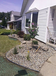 river stone bed design