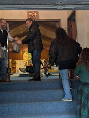 December Food Pantry at Freyshof