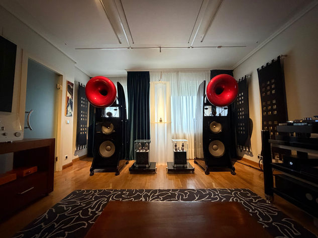 Showroom brokeraudio