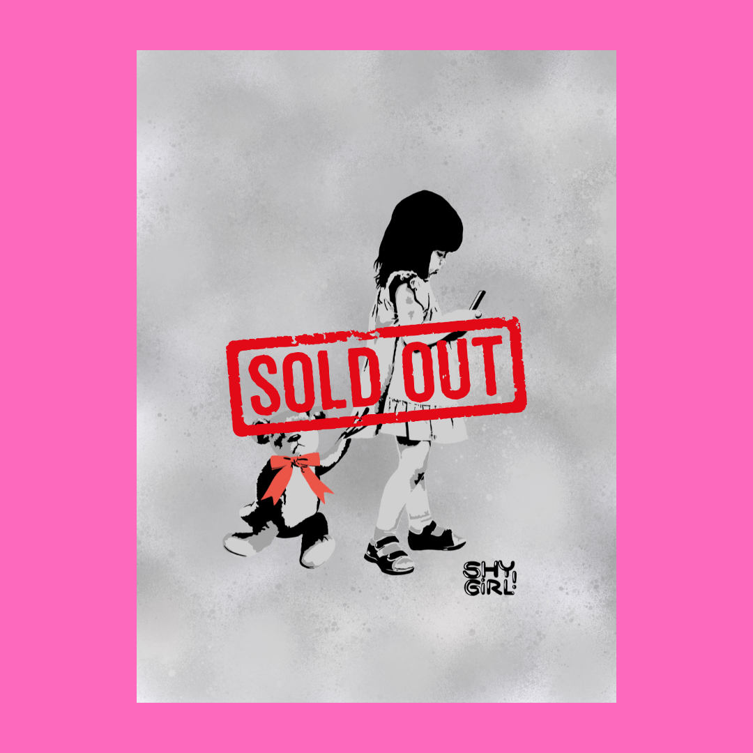 BEAR WITH ME - GIRL (UTSOLGT)