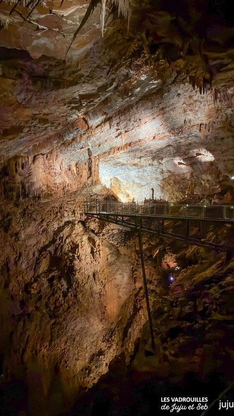 Le Gouffre Géant de Cabrespine :     une aventure spectaculaire au cœur de la Montagne Noire