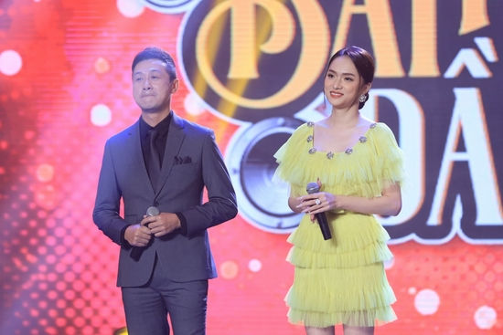 Hương Giang thử sức vai trò MC trong show ca nhạc sắp trình làng.