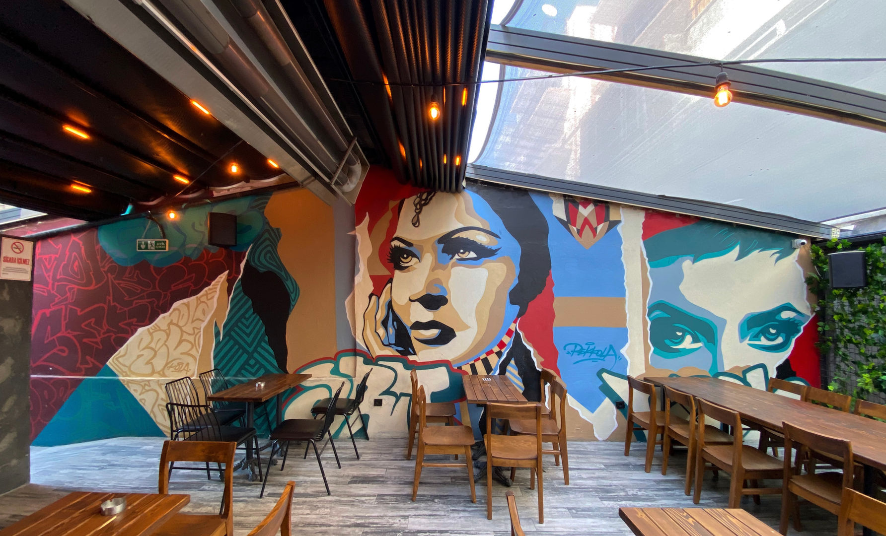 İzmir Aliağa Pablo Artisan Coffee Graffiti Duvar Resmi