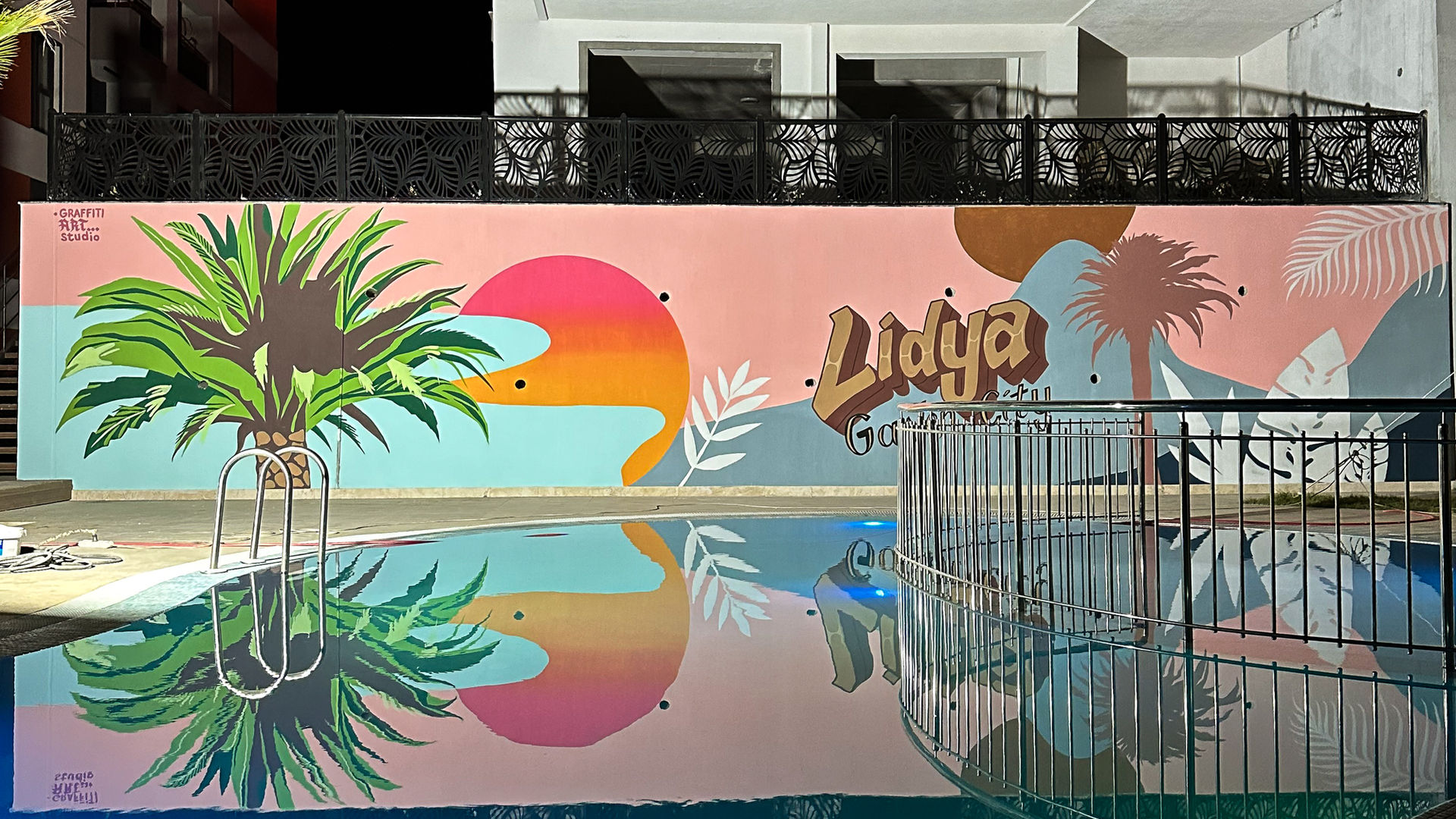 Lidya Garden City Turgutlu Manisa Site Havuzu Graffiti Duvar Resmi