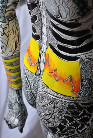 mannequin-peinture-encre-de-chine-performance-grand-format-details-dessin-atelier-leys