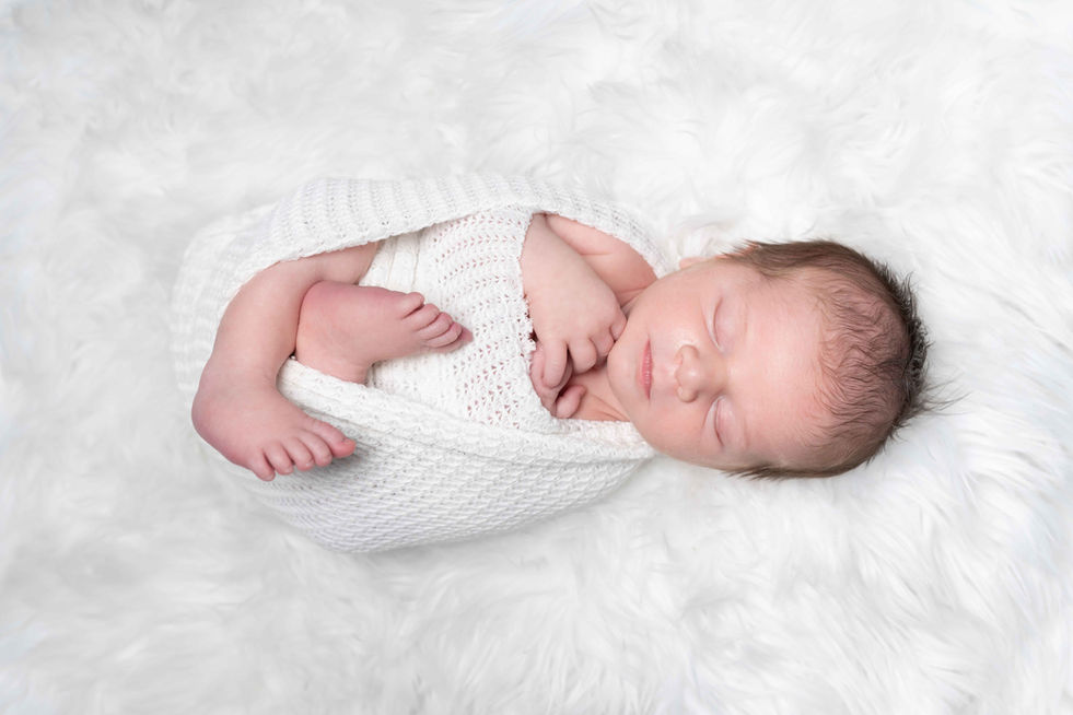 Photographe à domicile naissance Rennes et Saint-Malo.jpg