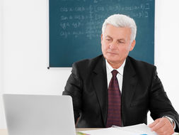 Pensioni Docenti e ATA: ESITI delle DOMANDE A BREVE? Previsto l'utilizzo esclusivo della piattaforma Nuova Passweb? Scopriamo insieme tutte le NOVITÁ più importanti