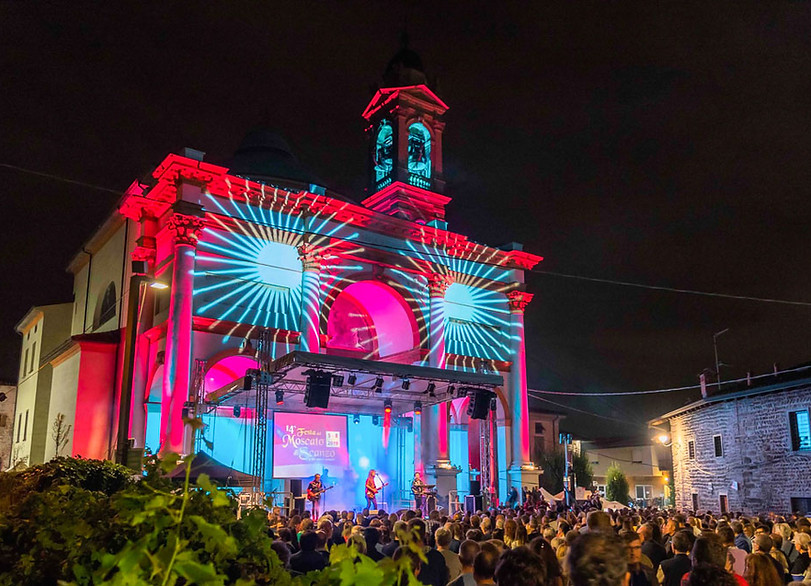 festa-del-moscato-scanzo-Photo-credit-Alex-Persico-fotografia.jpg
