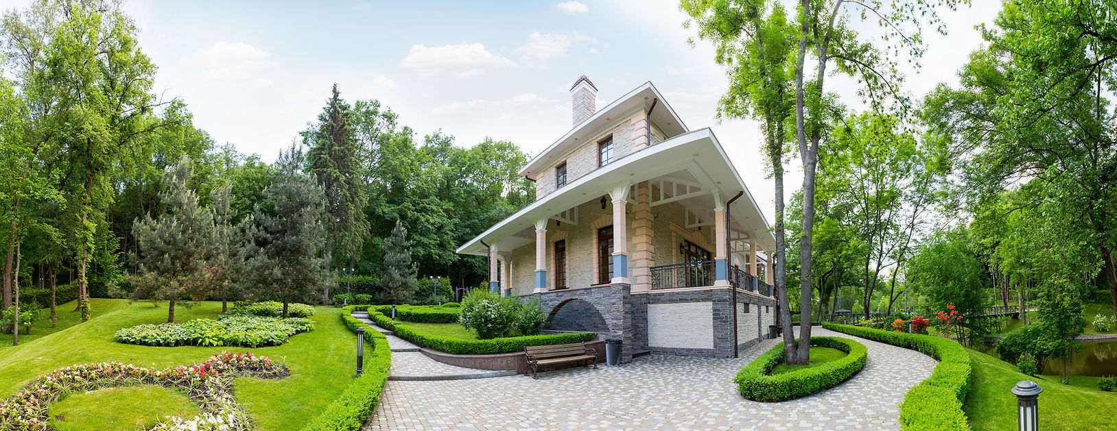 mezhigirya-residence-yanukovich.jpg