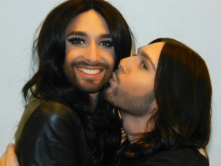 CURTIS MEETING CONCHITA WURST