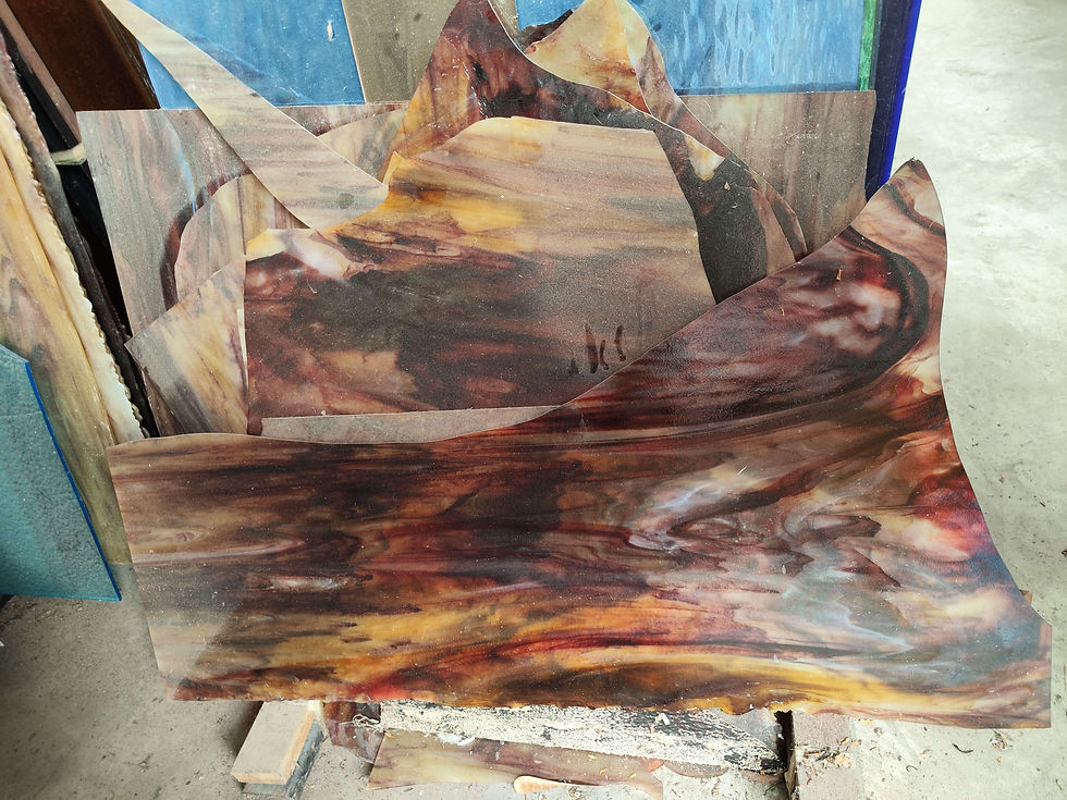 Imej kecil: (BROWN) Stained Glass Shard (Large)