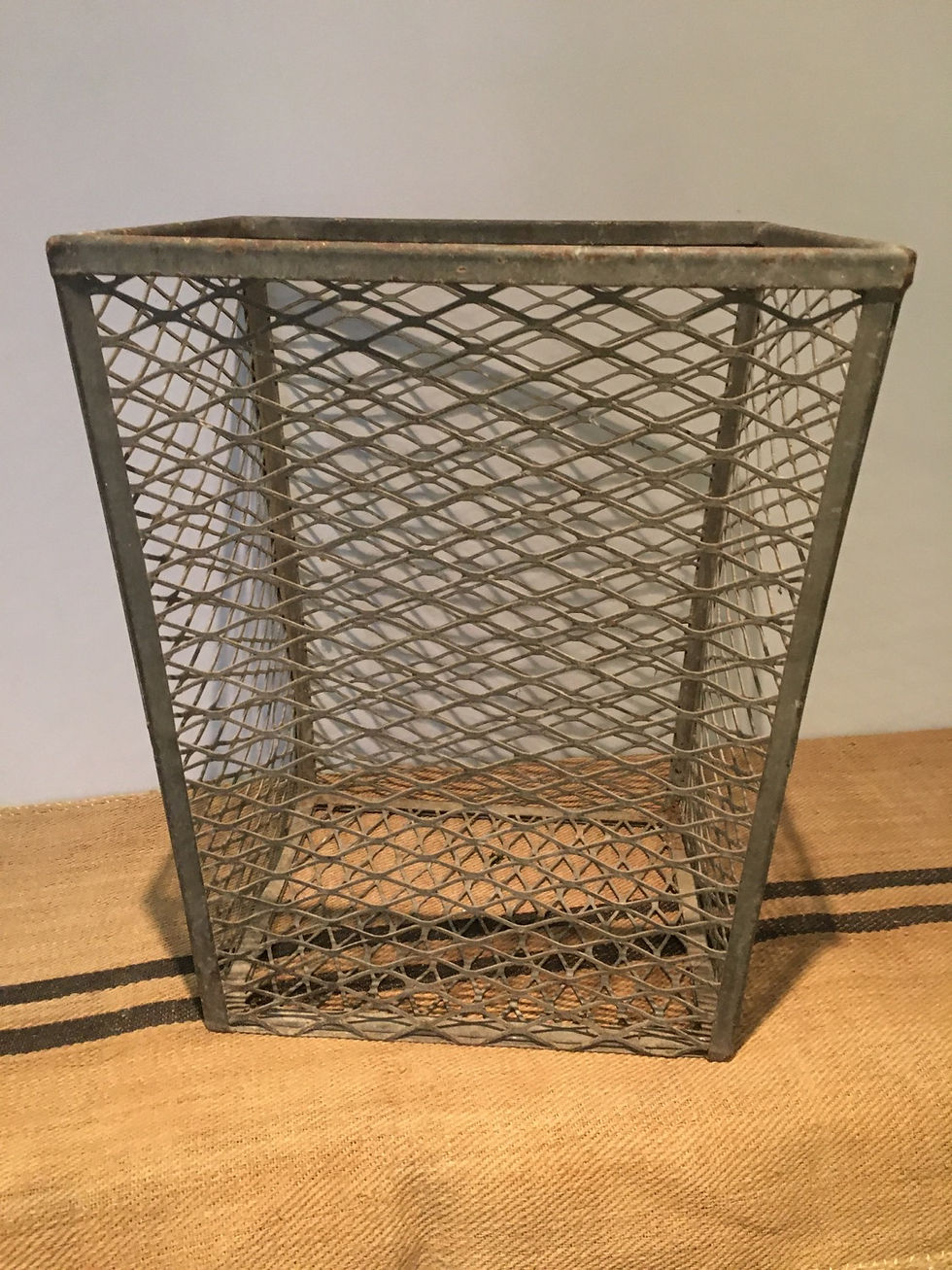 Thumbnail: Vintage Large Gavanised Bin/Laundry Bin