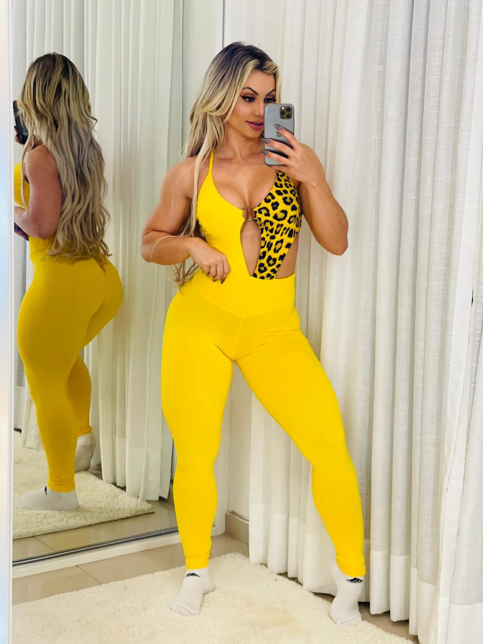 Miniatura: Macacão Kim - Amarelo e Onça