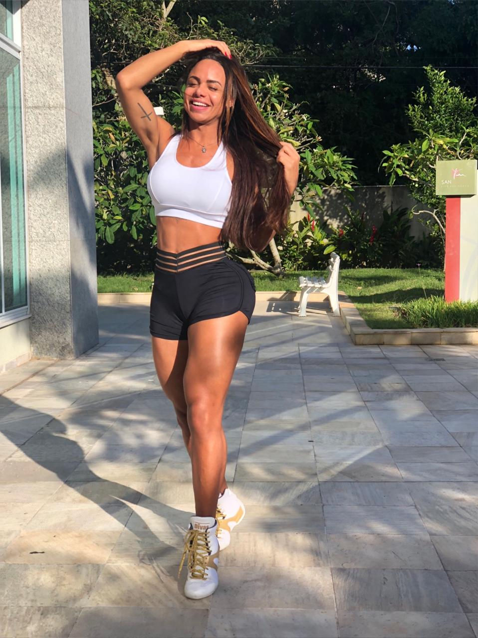 Miniatura: Short Bruna - Preto Tule Preto