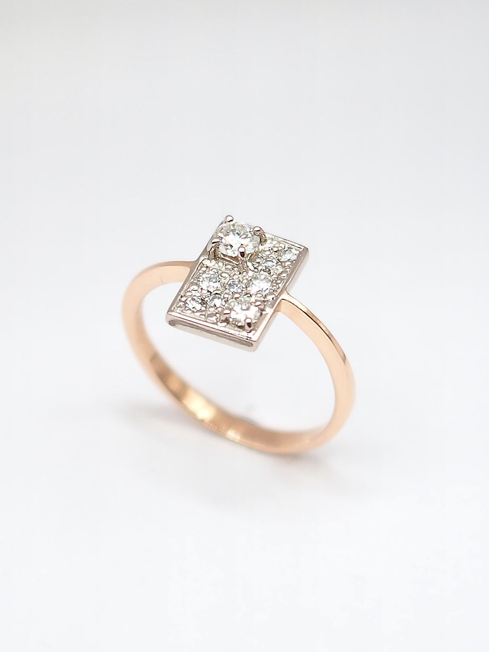 bague-style-art-deco-or-bicolore-jaune-blanc-diamants