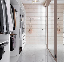 walk-in-vaatehuone-mirroline-esan-kaluste.jpg