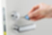 ABLOY_EASY_klossi+käsi_4.jpg