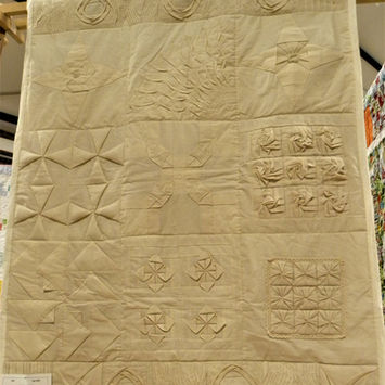 Cot Quilt by Jenny Bond.jpg