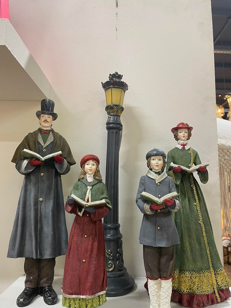 Μικρογραφία: Μεγάλη Χορωδία Σέτ 5τεμ. Οικογένεια λένε κάλαντα με Led Υ50εκ. κωδ. Η82265