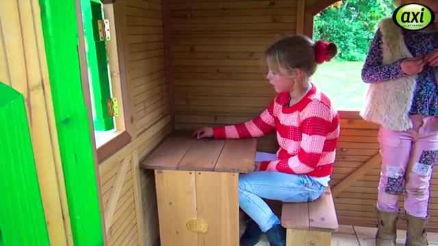 Μικρογραφία: Μεγάλο Ξύλινο Σπιτάκι "Milan" με μπαλκονάκι προκήπιο Υ180εκ. Κωδ.PR30104012  worldfamilytime.com