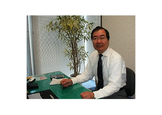 亀山泰幸