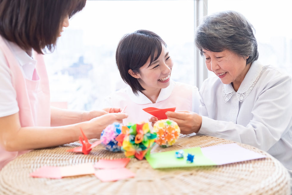 介護イメージ 折り紙