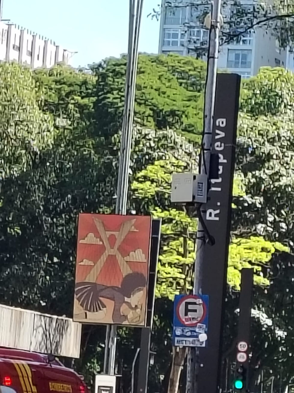Cartazes SãoPauloPolis na Avenida Paulista. Acervo pessoal.