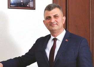 Ali Yıldırım Sezer Kimdir?