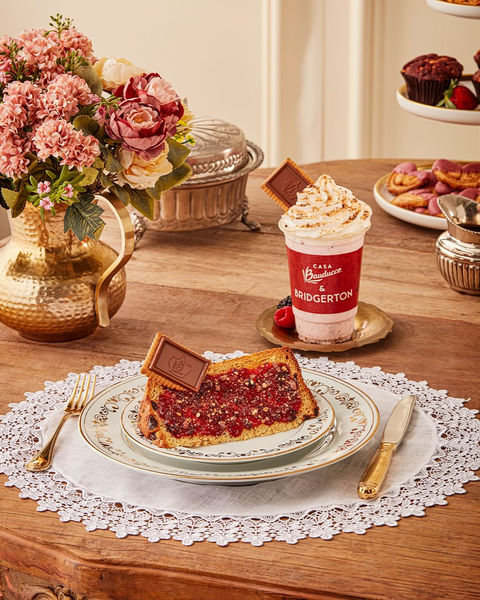 creative director assistant